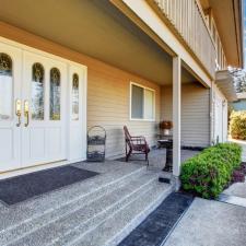 How To Properly Apply Muriatic Acid To Concrete With Aluminum or Metal Borders