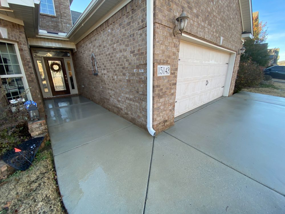 Pressure washing gallery